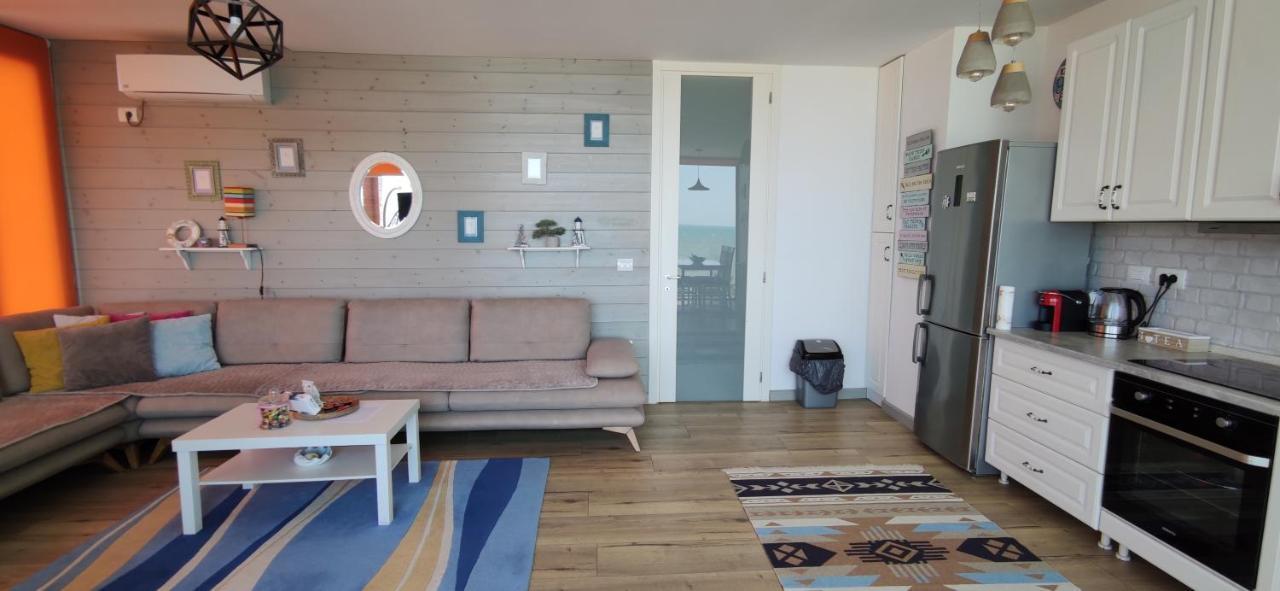 Luxury Beach Apartment In Qerret Golem  Exterior foto