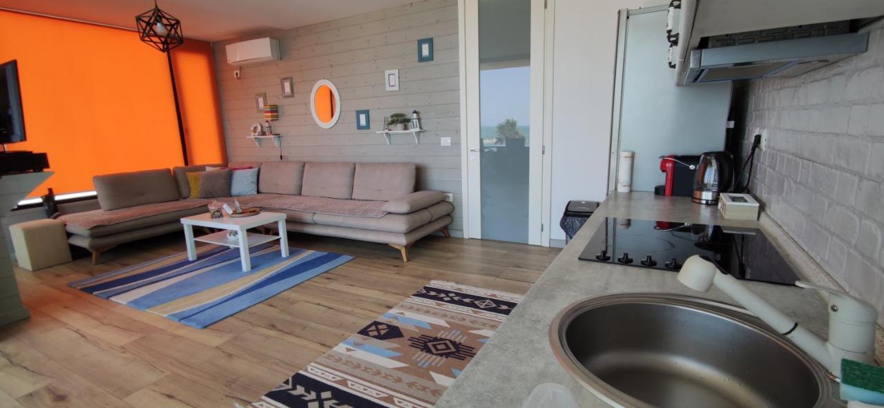 Luxury Beach Apartment In Qerret Golem  Exterior foto