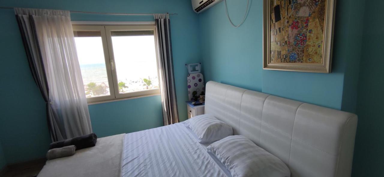 Luxury Beach Apartment In Qerret Golem  Exterior foto